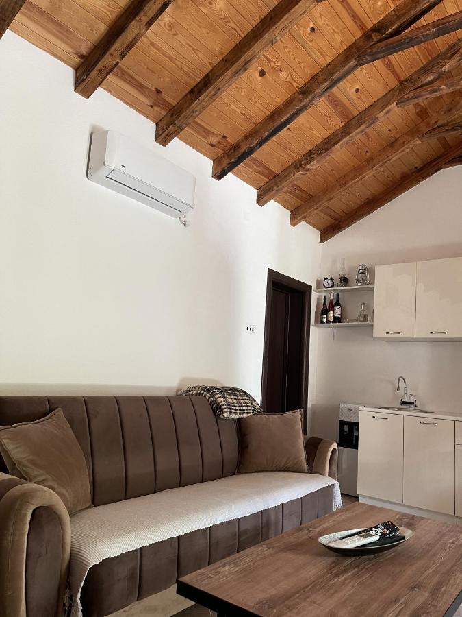 Lakeview Apartments Jolicic Virpazar Bagian luar foto