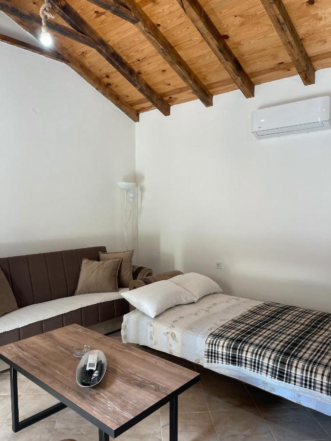 Lakeview Apartments Jolicic Virpazar Bagian luar foto